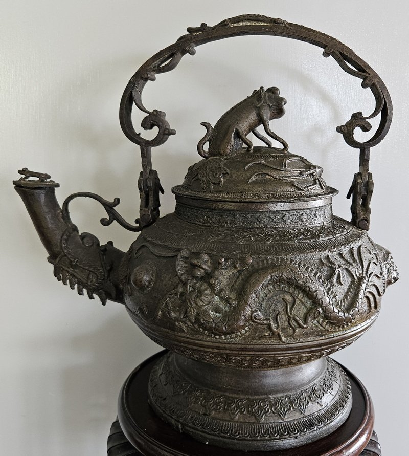 Large Bronze Ceremonial Kettle From Borneo